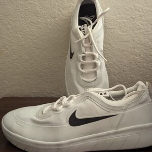 Nike SB Nyjah Free 2 men's shoes size 11